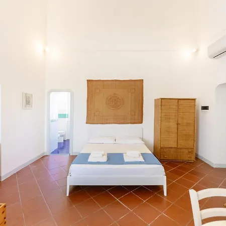 Torretta Corricella- Punta Serra プロチーダ