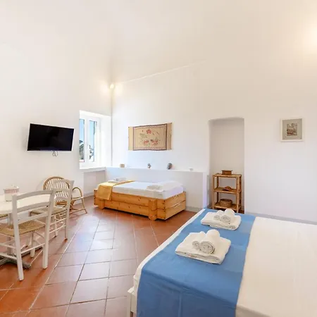 Torretta Corricella- Punta Serra * プロチーダ