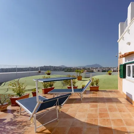 Torretta Corricella- Punta Serra Procida